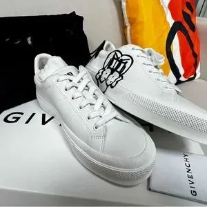 VIP【関税送料無料】希少 GIVENCHY WHITE AND BLACK SNEAKERS s_wp_648360dfbd06291ad5955b83.webp
